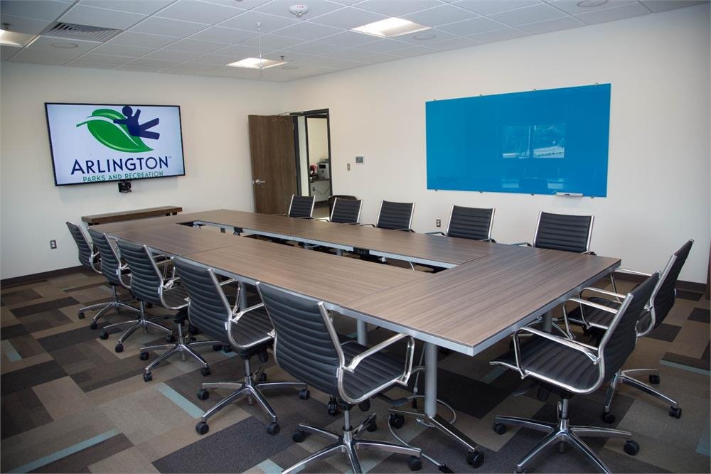 Kathryn Wilemon Lake House Event Center meeting room