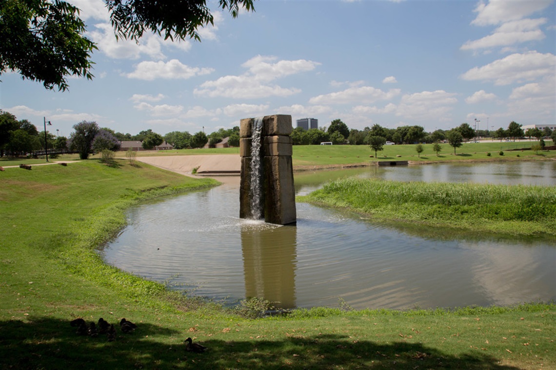 Richard_Greene_Linear_Park_4.jpeg