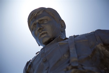 Veterans_Park_Memorial_2.jpg