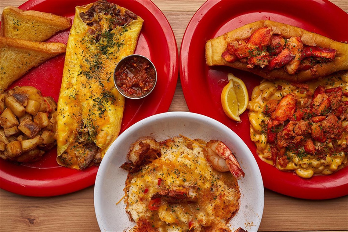 The Breakfast Brothers Restaurant, Plates of breakfast goods