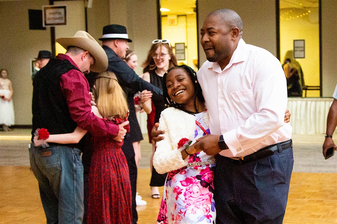 Daddy daughter dance