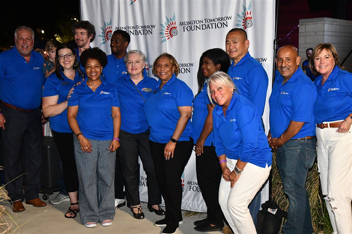 Members of the Arlington Tomorrow Foundation and City Councilmembers posing for photo