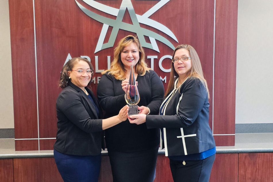 the City of Arlington has been honored with the 2024 Cultural Diversity Award for the Passport Scholarship program offered through the Arlington Public Library.