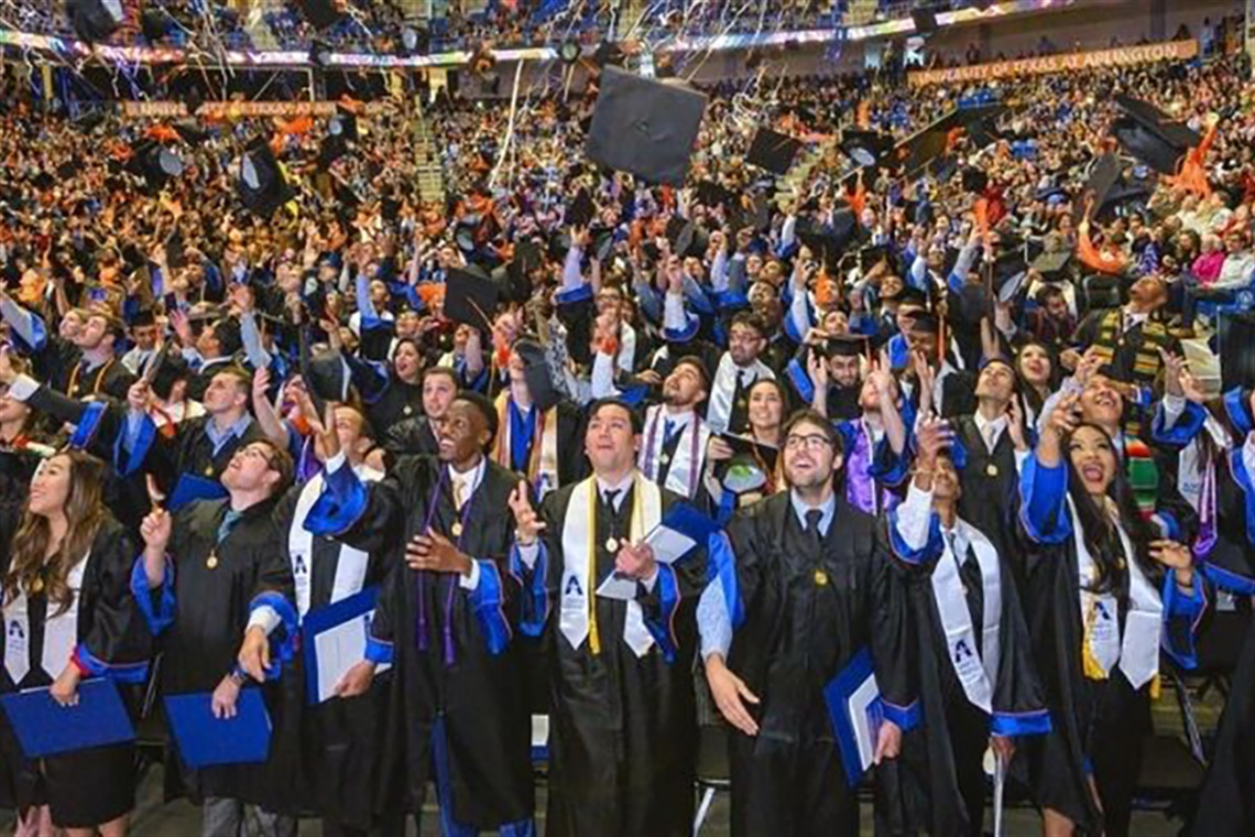 Students celebrate graduating at UTA